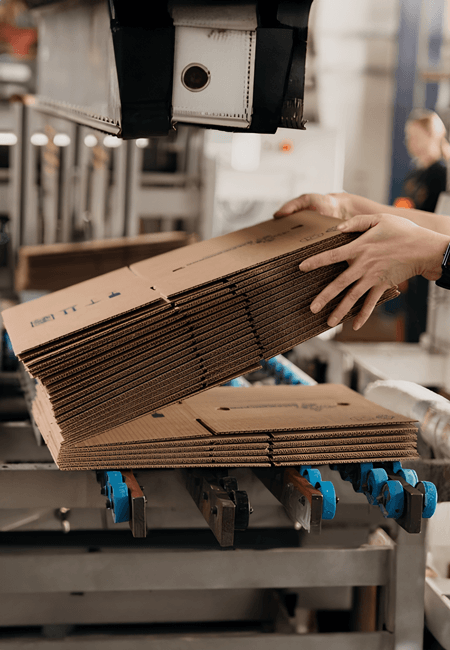 Cắt khắc laser giá rẻ xlaser